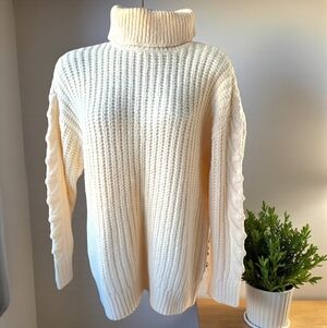 RD Style Cozy Cream Chunky Knit Turtleneck Sweater Size M